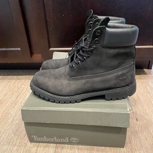 Timberland 6" Boots Sz 11.5
